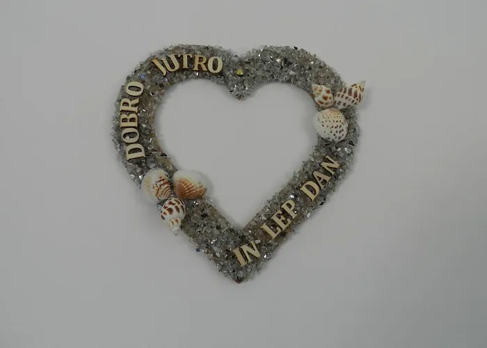 Apartma Chrystel アパート