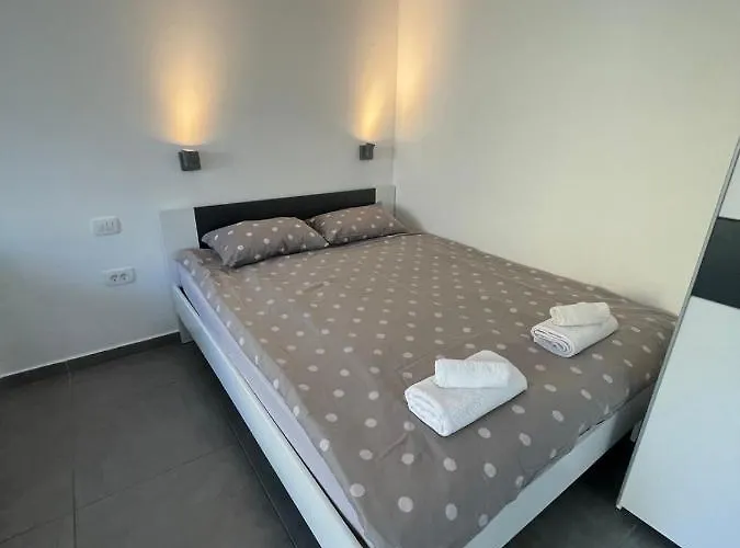 アパート Apartma Chrystel